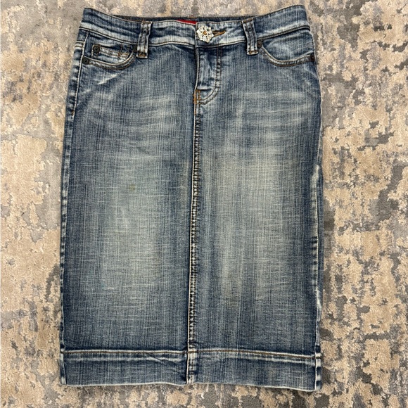 Beautiful Jean skirt - Picture 1 of 2